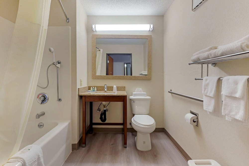 Room, 1 Queen Bed, Accessible, Non Smoking - Photo 6