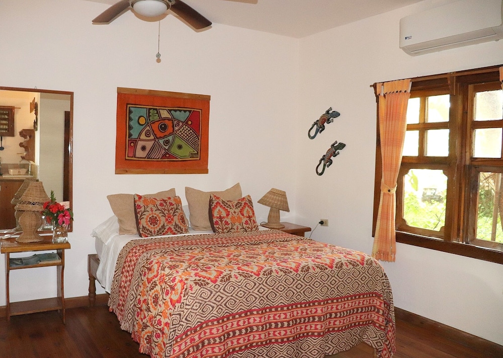 Standard Studio, Kitchenette, Garden Area photo 1