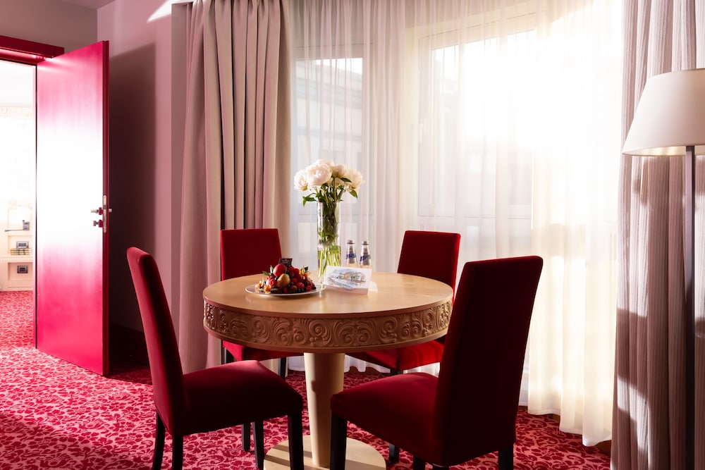 Suite