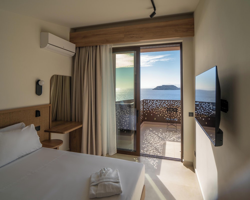 Luxury Villa photo 1