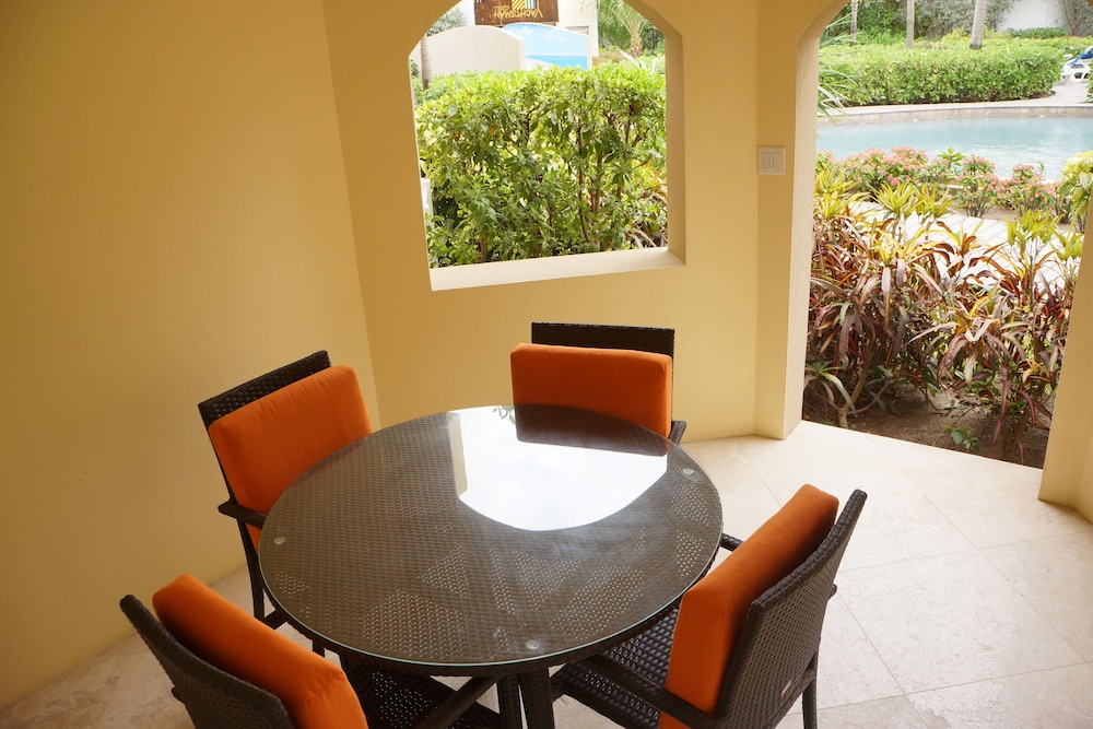 Villa, 2 Bedrooms, Partial Ocean View (Third Floor) photo 3
