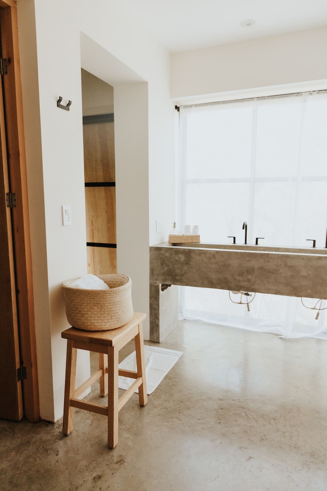 Luxury Suite photo 2