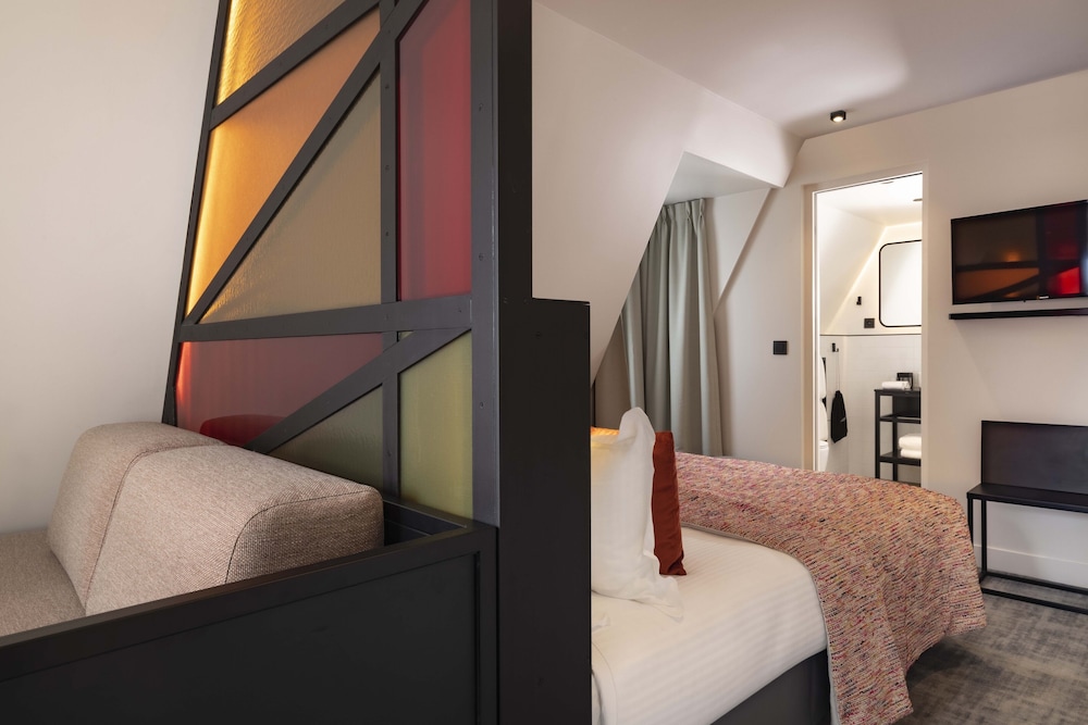 Junior Room (Tour Eiffel)
