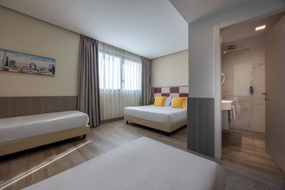 Standard Quadruple Room photo 2