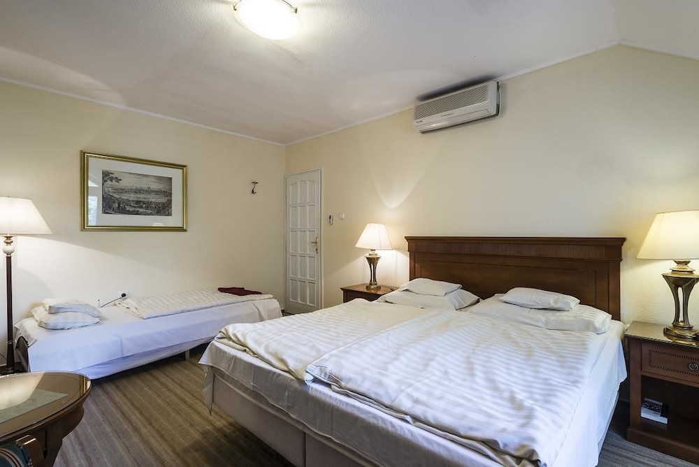 Triple Room - Photo 3