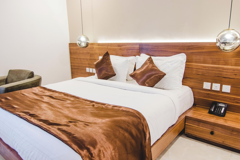 Deluxe Room - Photo 2