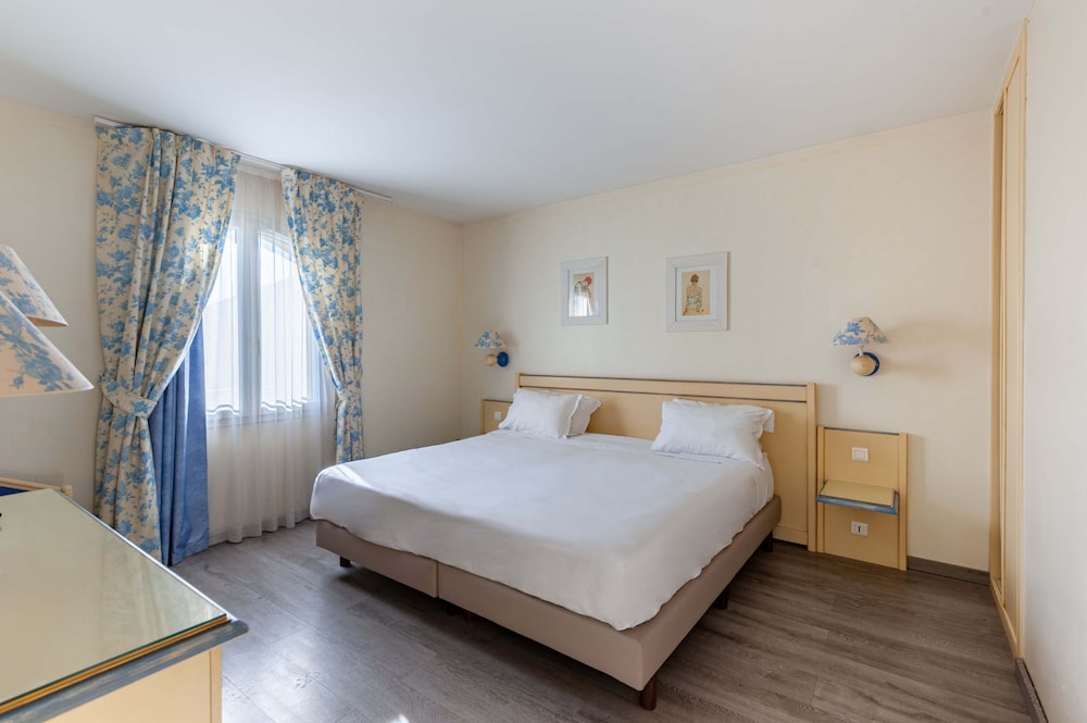 One bedroom apartment for 4 people with balcony and golf view