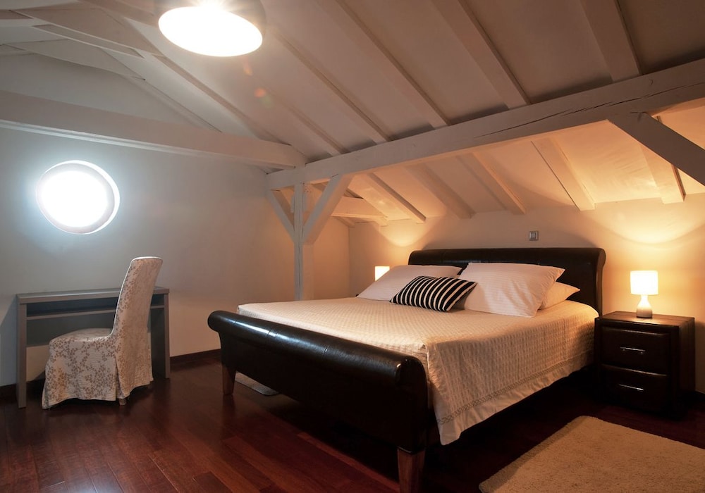 Apartment, 3 Bedrooms, Balcony, Sea View (top floor) photo 1