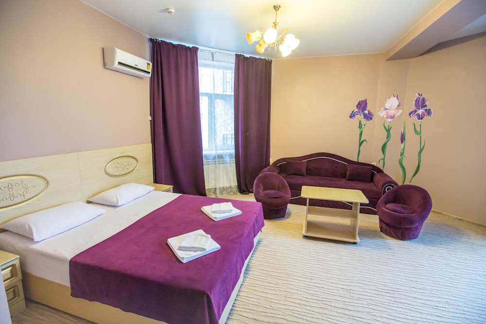 Comfort Triple Room, Refrigerator