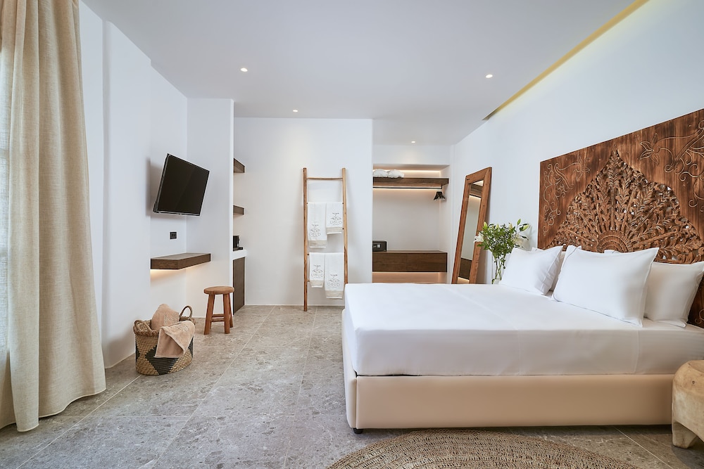 Comfort Room, Garden View - Photo 1