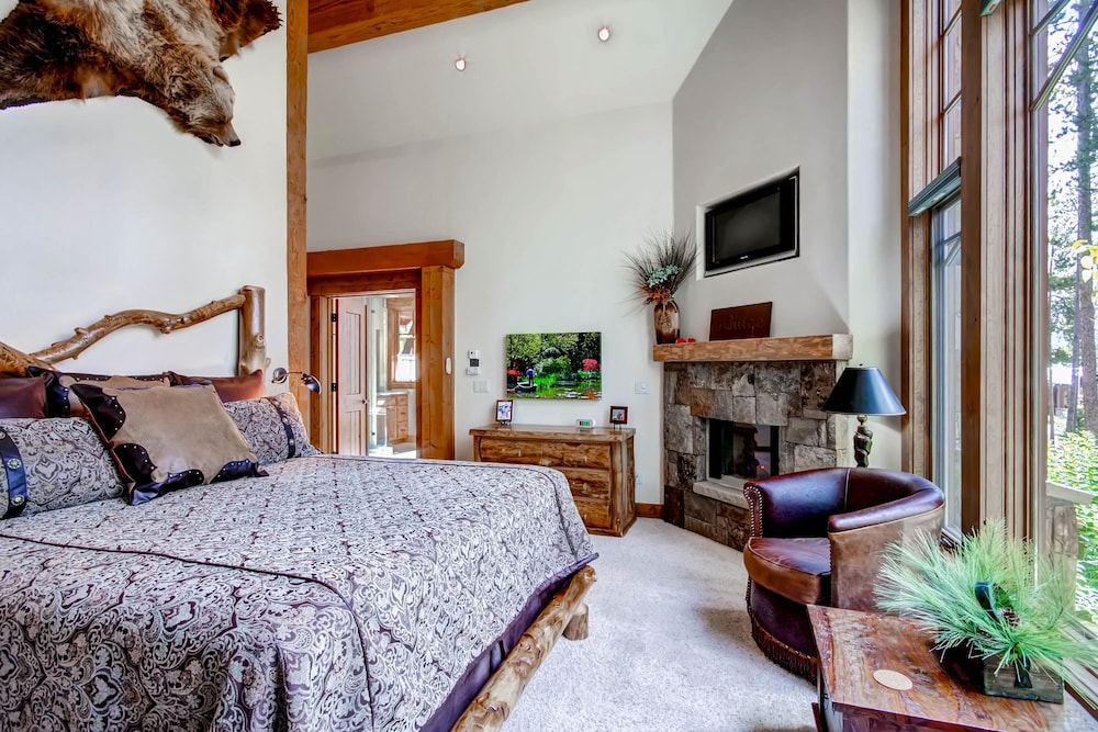 House, 5 Bedrooms