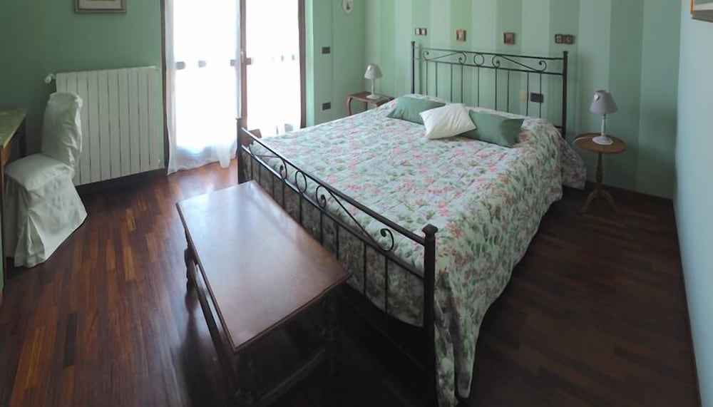 Double Room (Virginia) photo 1