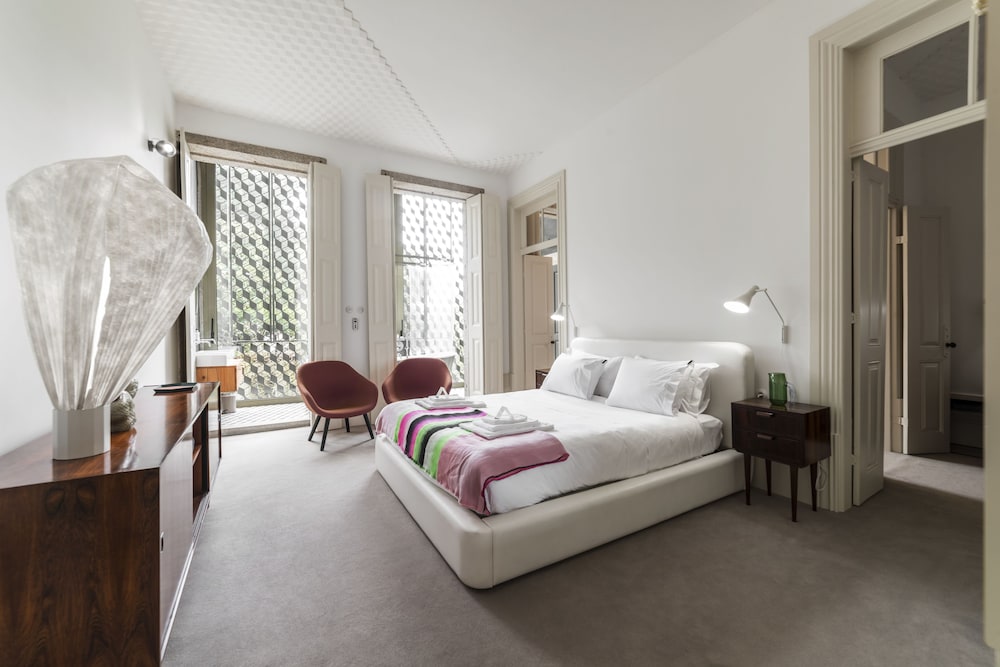 Luxury Studio, 1 Bedroom, Garden View, Garden Area
