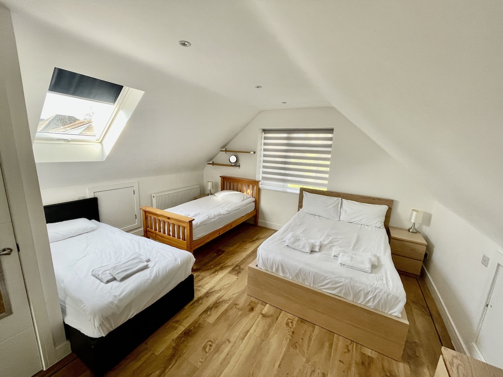 Luxury House, 4 Bedrooms photo 2