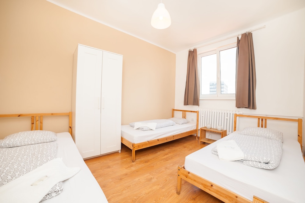 5-Bed Apartment photo 3