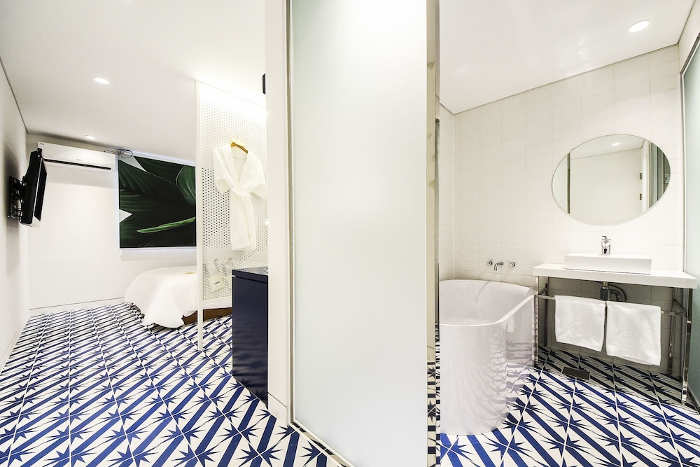 Premium Double Room photo 2