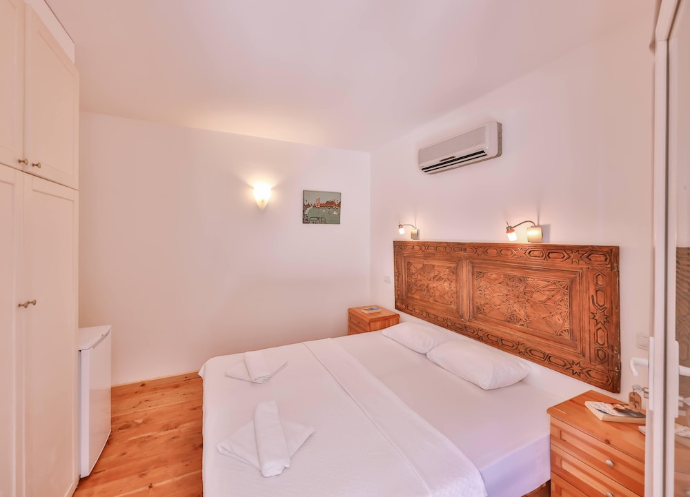 Economy Double or Twin Room
