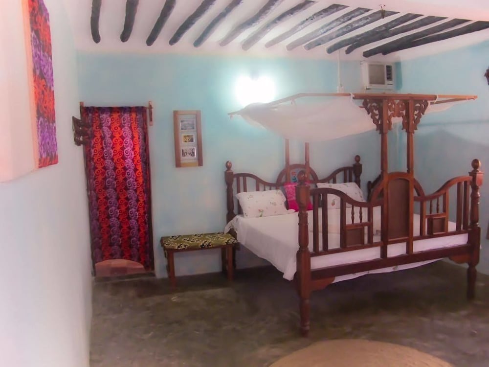 Traditional Single Room, Ensuite (Chamda Iii) photo 3