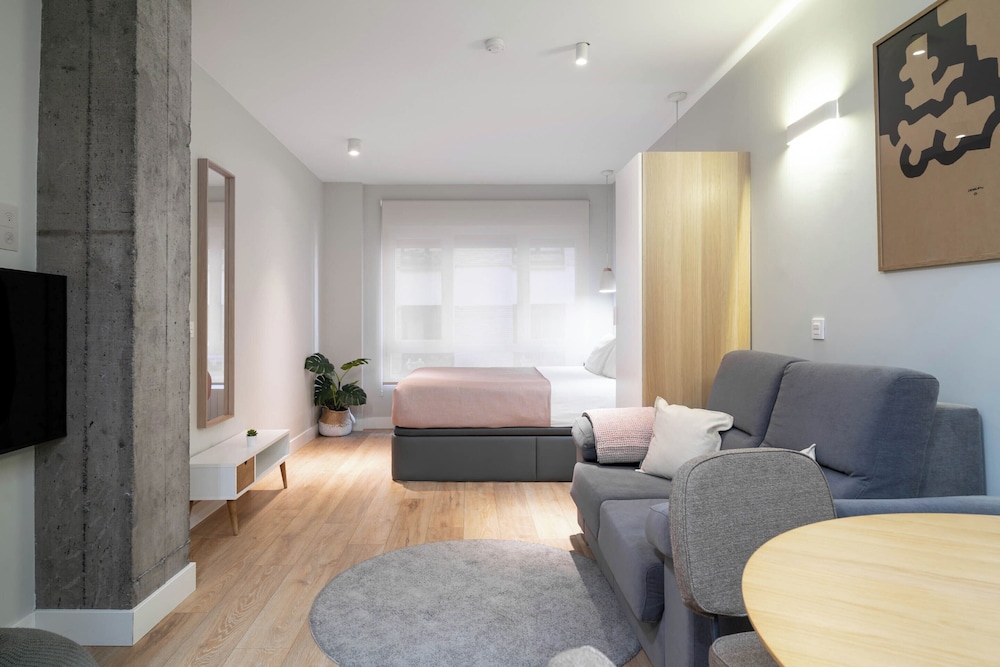 Estudio con Sofá Cama