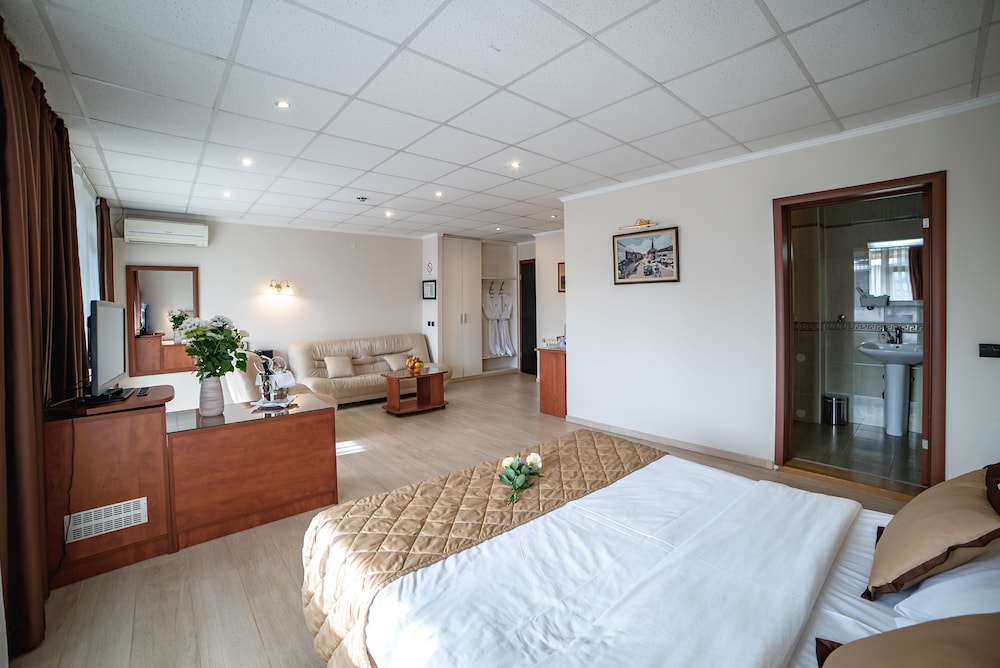 Deluxe Double Room photo 1
