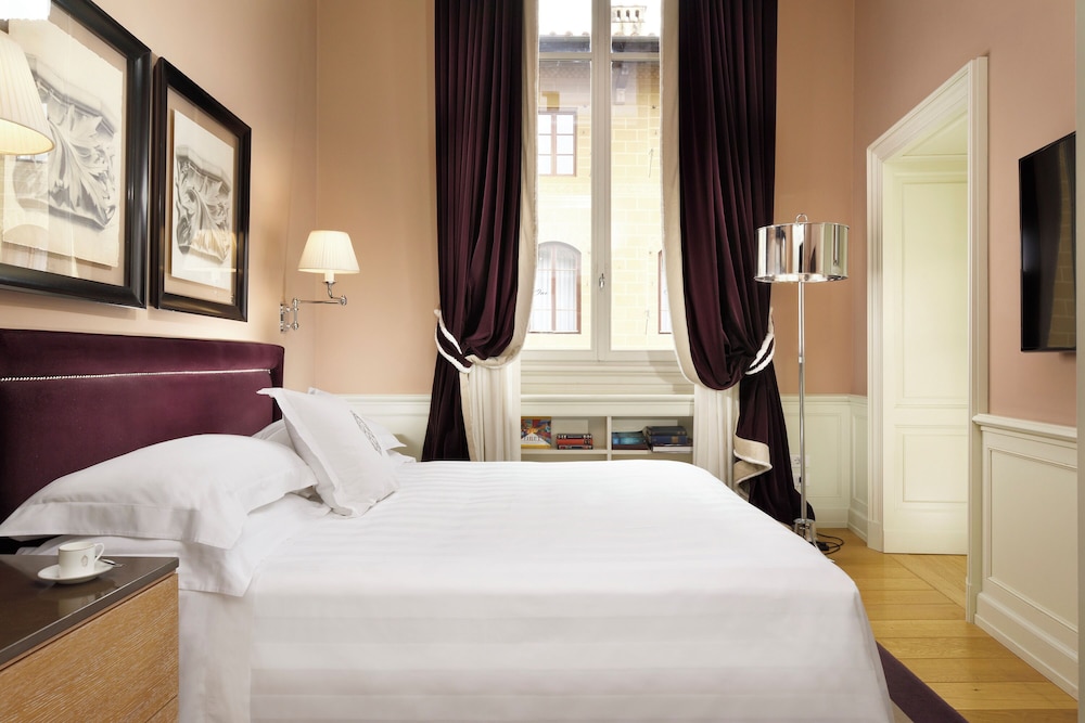 Suite thumbnail 6