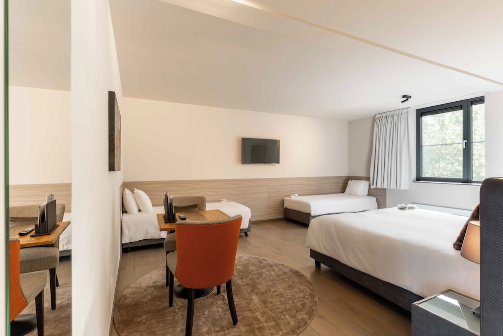 Suite photo 1
