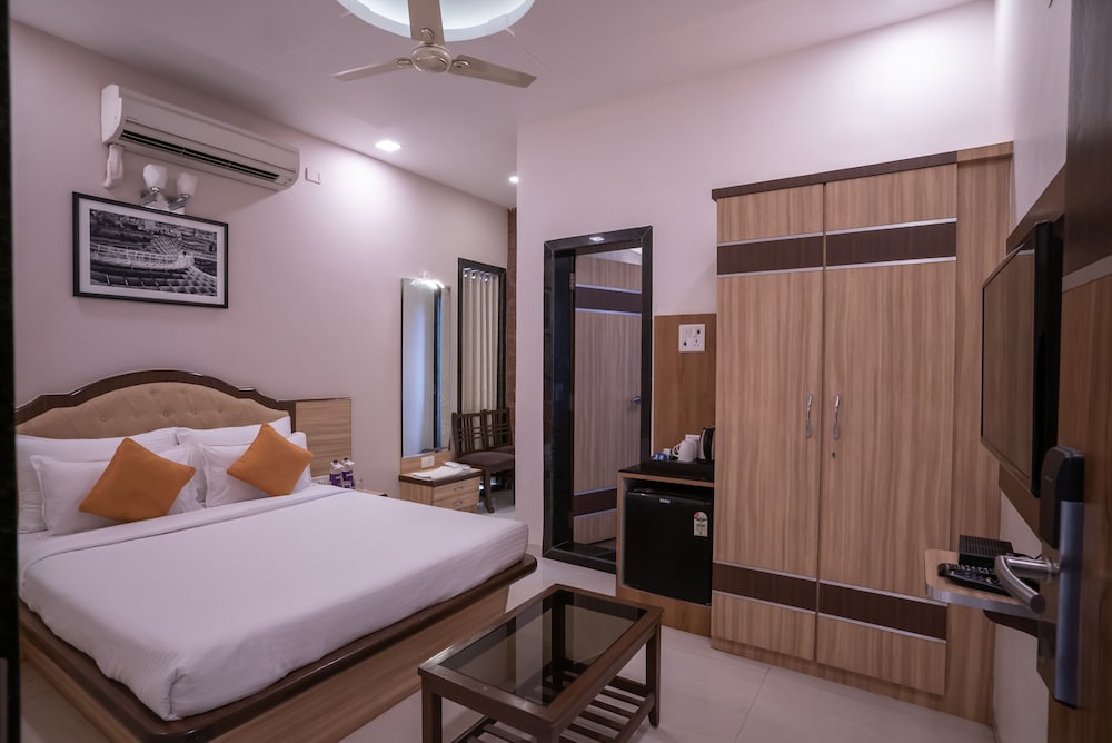 Deluxe Room - Photo 1