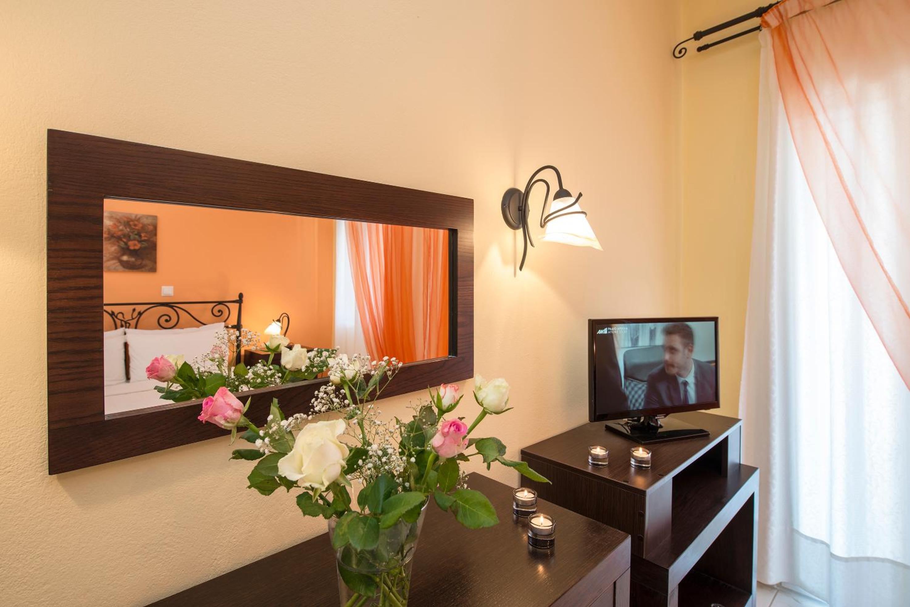 Family Apartment (2 Adults + 2 Children) - Split Level