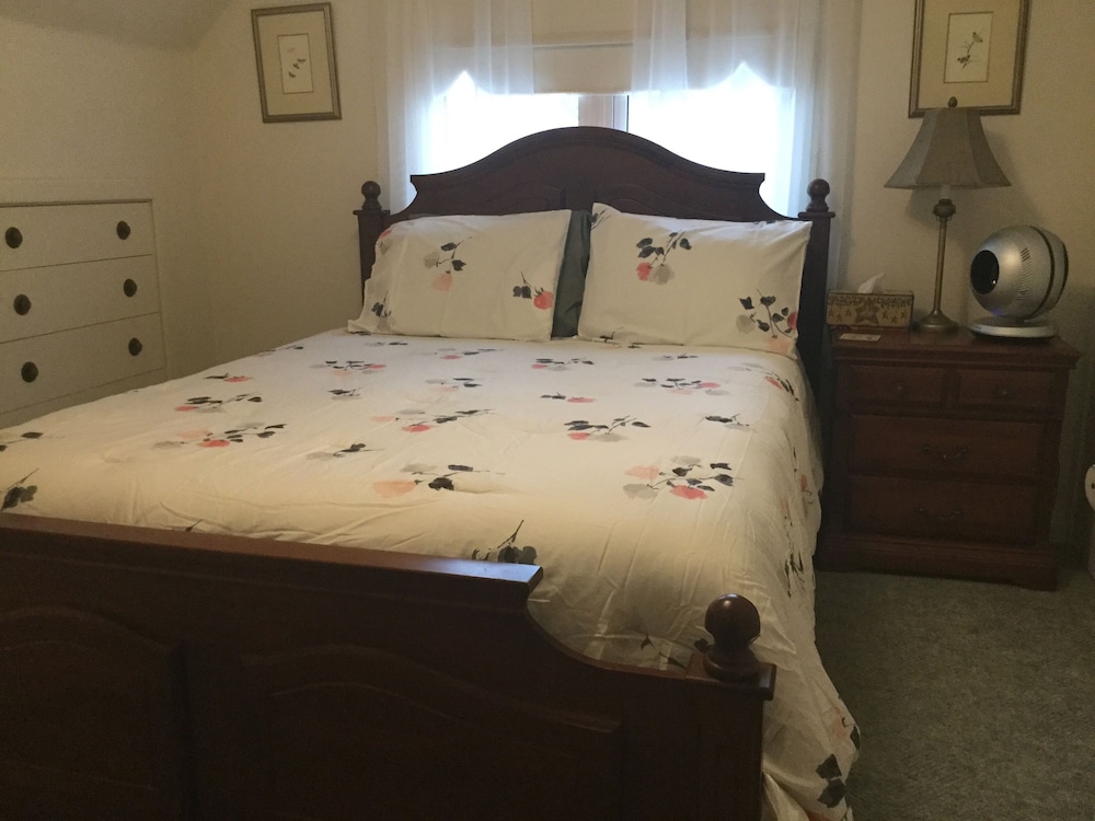 Executive Apartment, 2 Bedrooms, Kitchen, Garden View