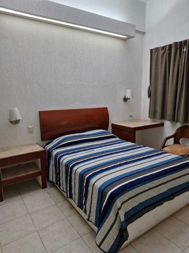 Basic Room photo 1