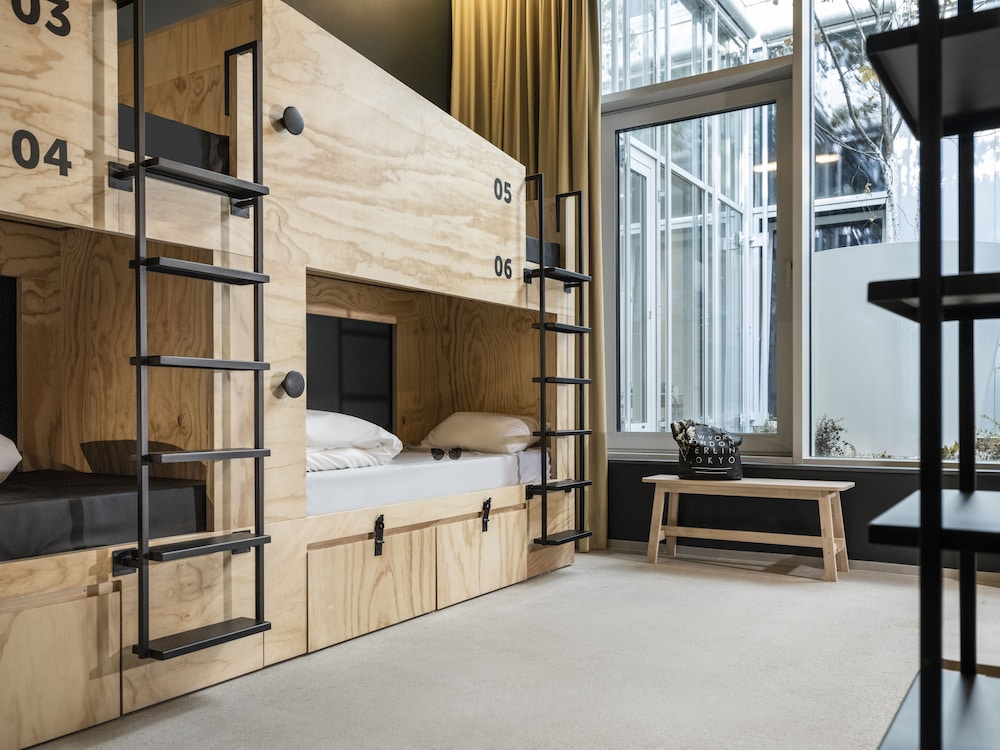 Shared Dormitory, Men only, 2 Bathrooms