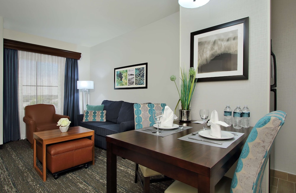 Suite, 1 King Bed - Photo 5