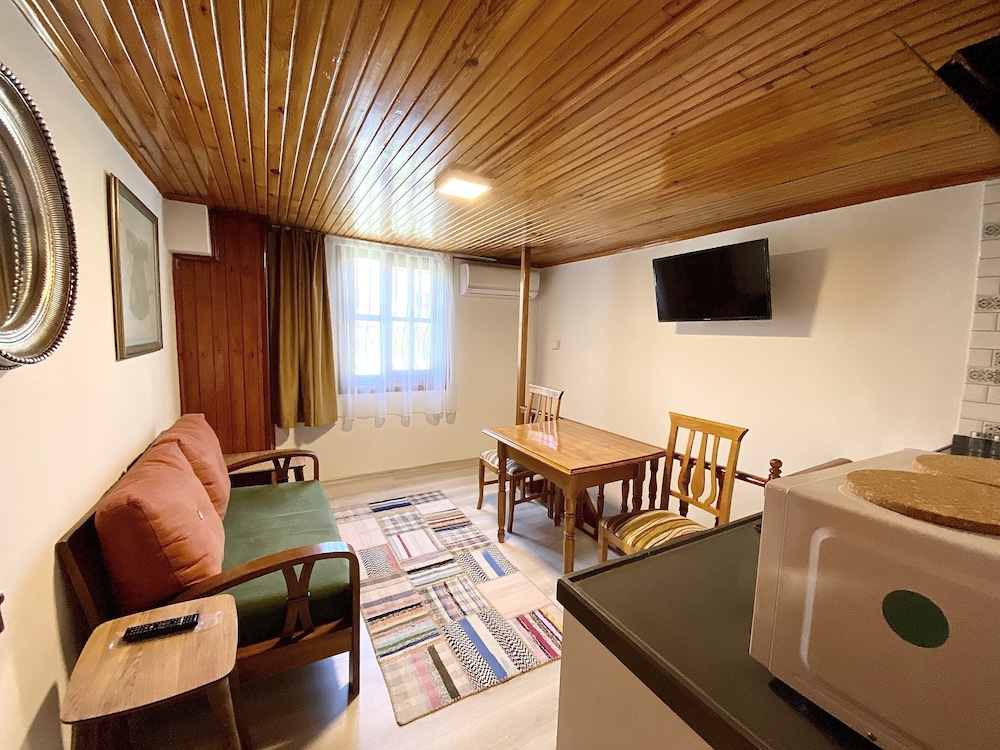 Economy Apartment