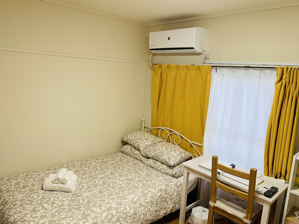 Apartment photo 1