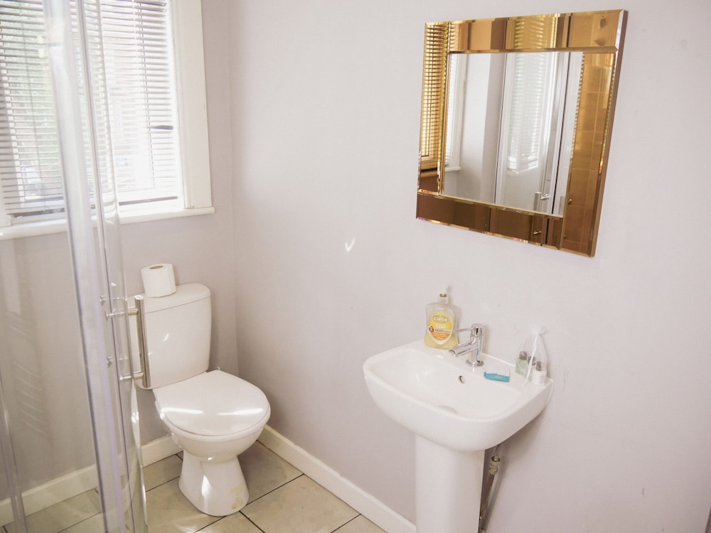 Suite, Ensuite (2) - Photo 8