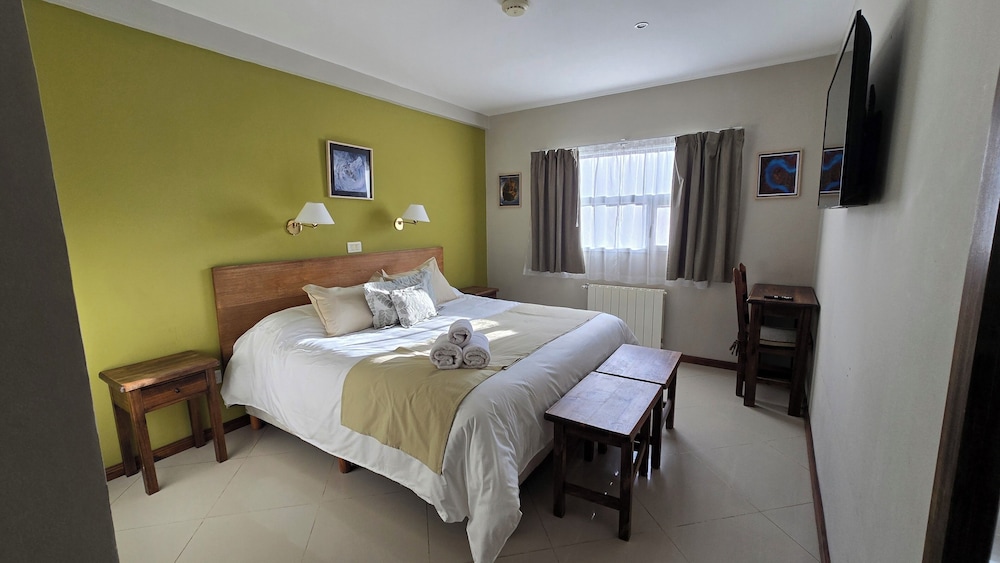 Basic Double or Twin Room photo 1
