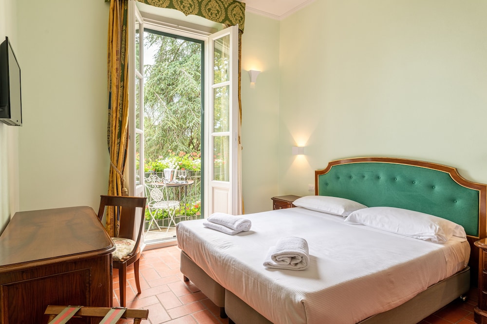 Classic Room, Balcony - Photo 1