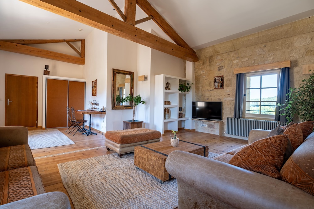 Comfort Suite photo 3