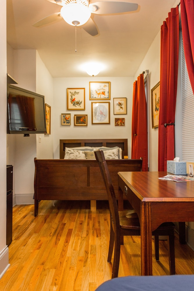 Cardinal Room (First Floor)