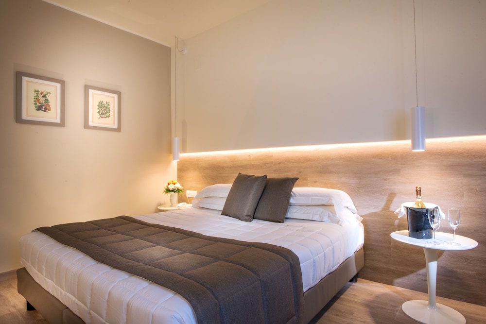 Superior Double Room (Spa Access) photo 1