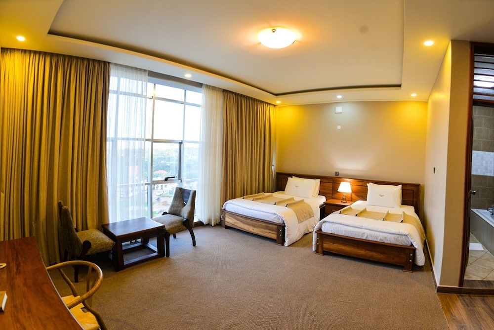 Standard Twin Room - Photo 2