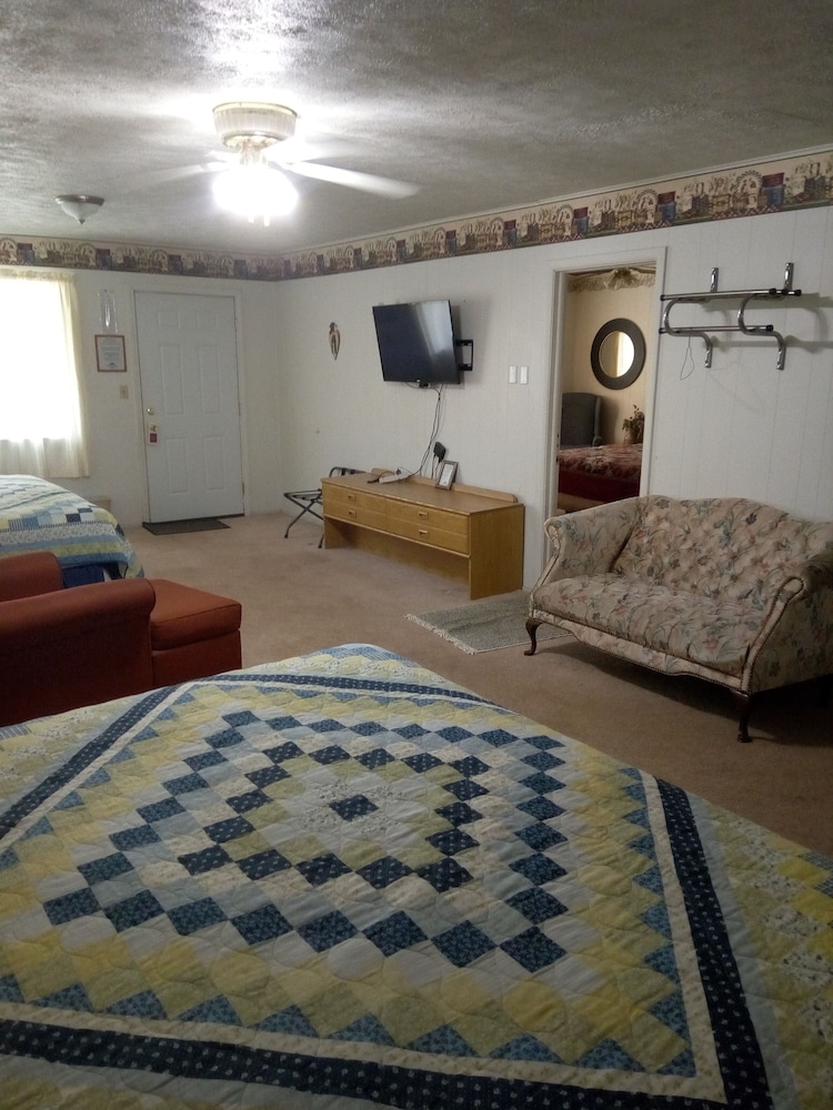 Family Room photo 1