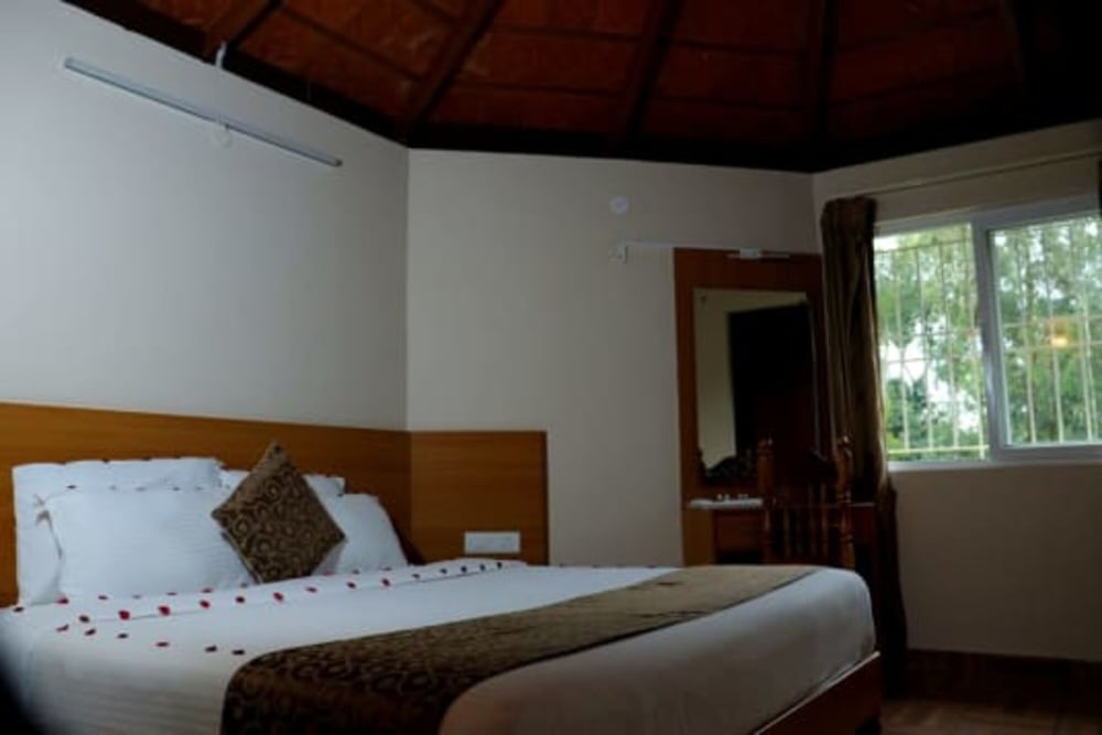 Royal Room photo 1