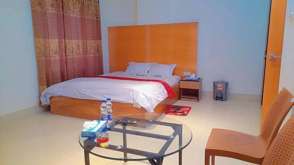 Superior Double Room, City View