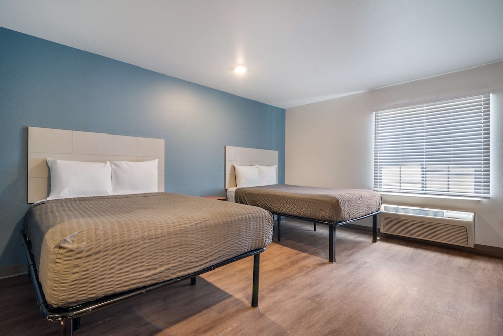 Standard Studio, 2 Double Beds, Non Smoking, Refrigerator & Microwave