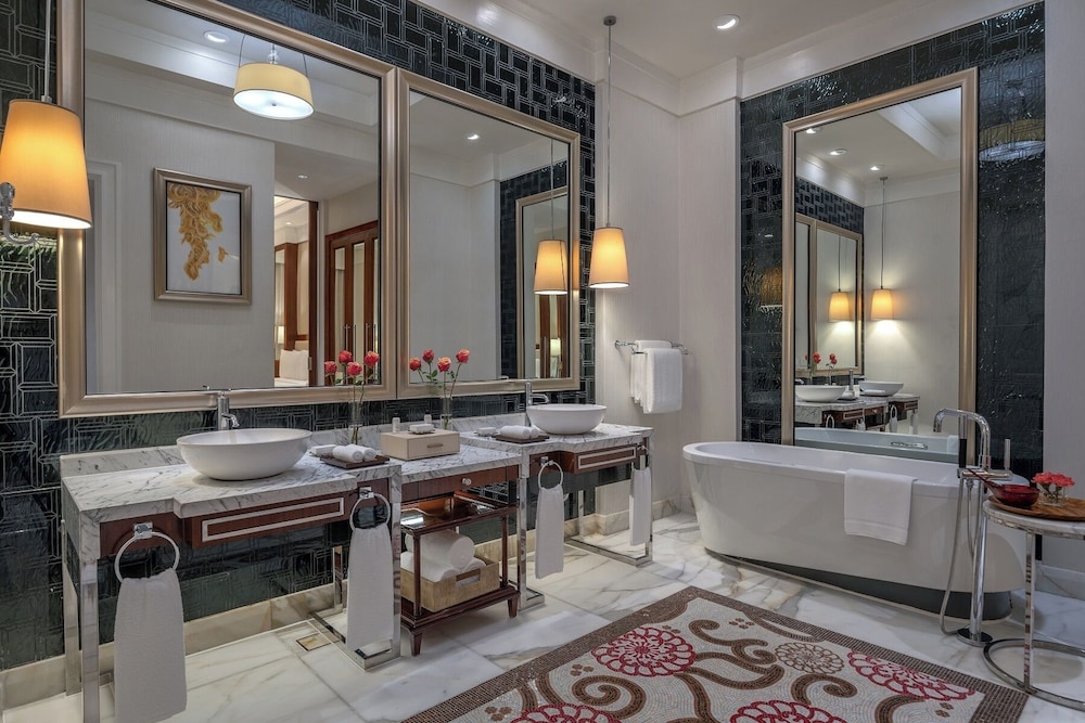 Premier Suite photo 2