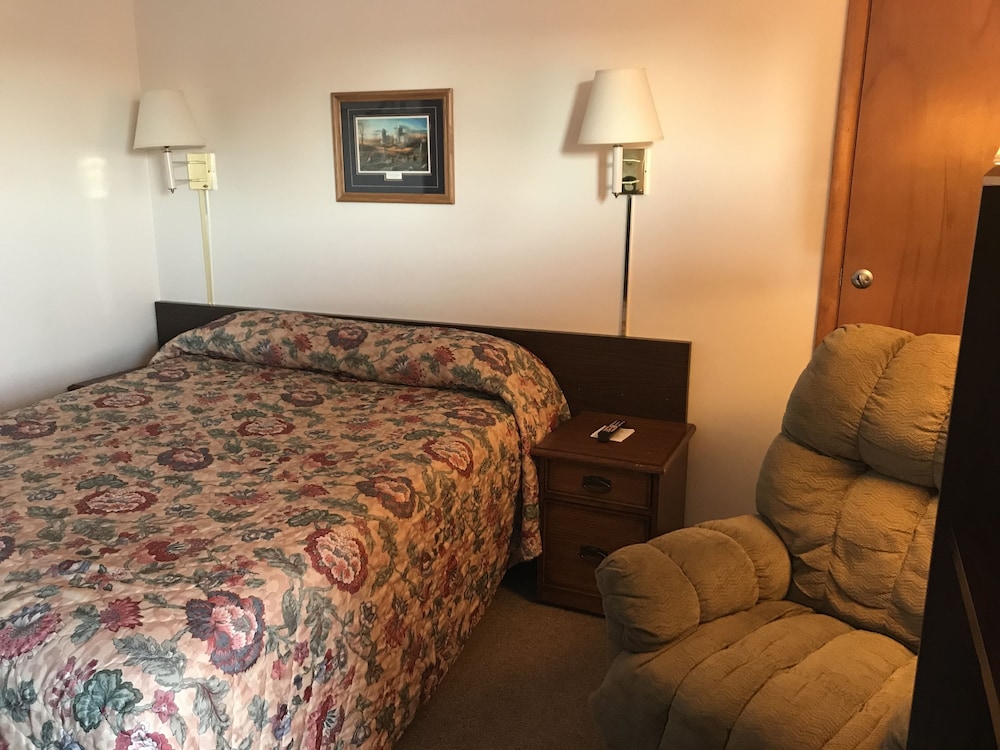 Room, 1 Queen Bed, Non Smoking photo 3
