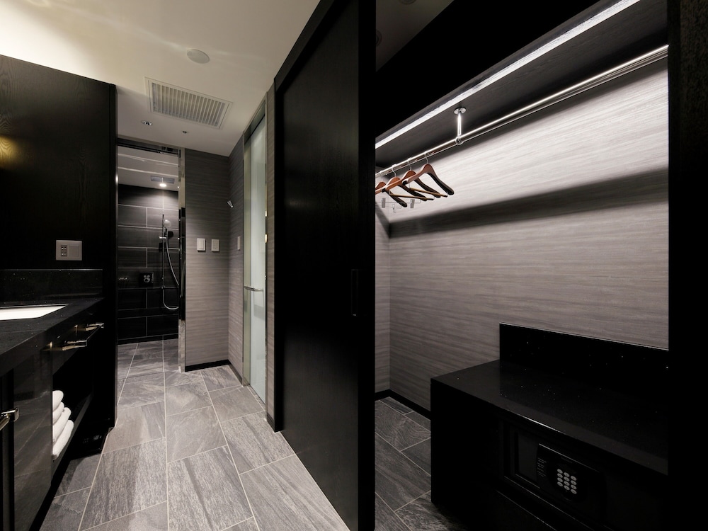 Suite Twin, Non Smoking - Photo 5