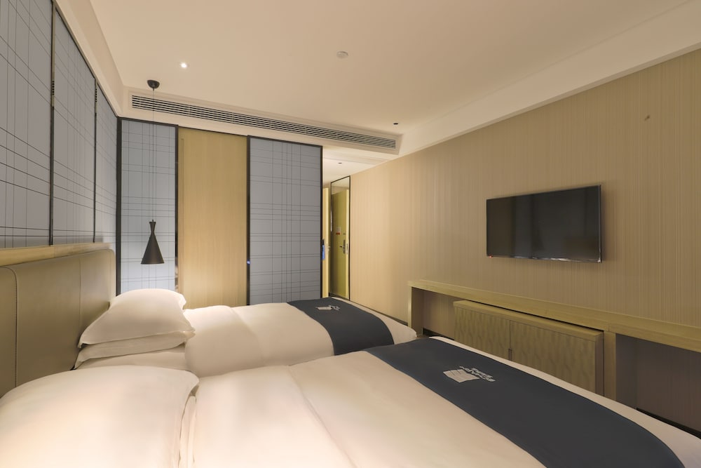 Double Twin Room photo 2