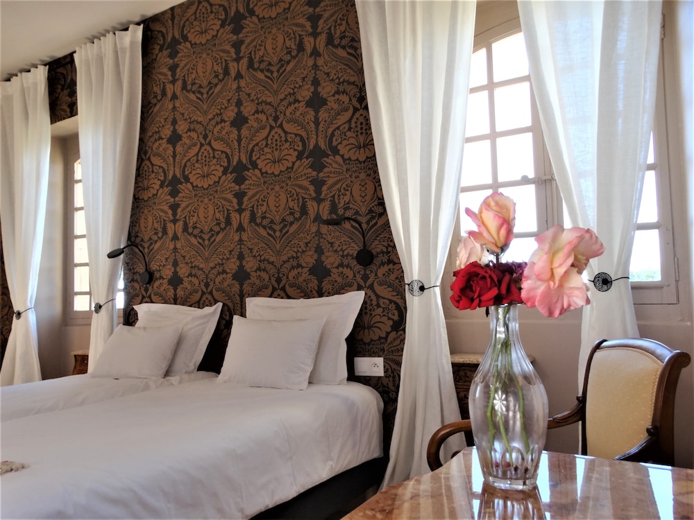 Family Triple Room, Bathtub, Vineyard View (Expressions) photo 1